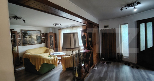 Casă cu mobilier premium și grădină spectaculoasă in ta