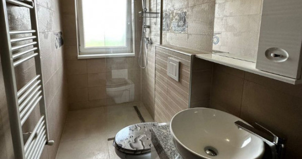 Aparatment 3 camere zona tractorul,complex vivamus