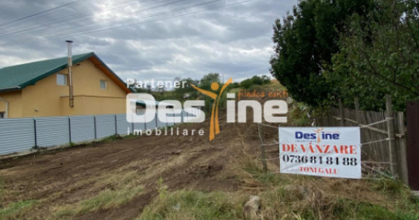 Valea lungă teren la asfalt 1200 mp front de 15 ml utilită