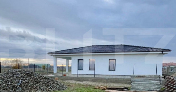 Casă de vânzare, 110 mp, teren 590 mp – zona balta blond