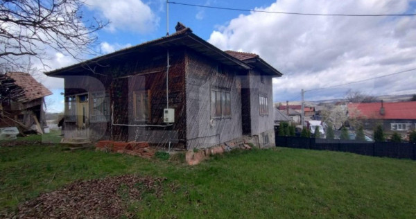 Casa 80mp,+teren 7500mp,intravilan,zona valea bargaului