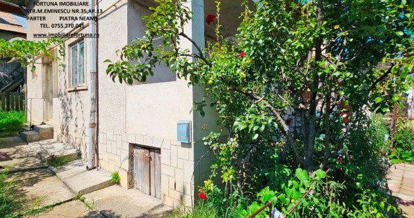 Casa p+1e+pod tip duplex, zona centrala- micromedica
