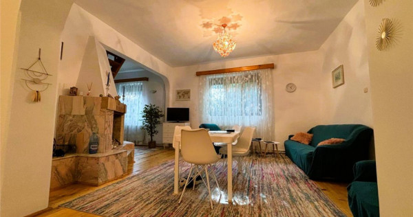 Casa 5 camere central,predeal