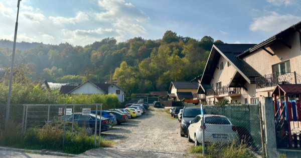 Teren de închiriat lângă salina ocnele mari