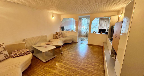 Casă cu 5 camere de închiriat în zona ultracentral