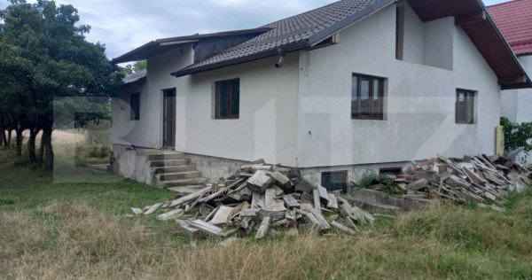 Casa 120 mp,cu 15 ari de teren extravilan, zona livezile
