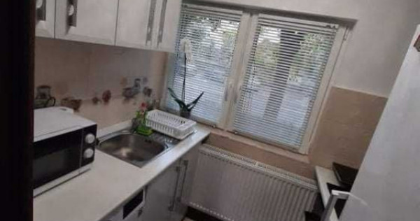 Garsoniera lipovei de inchiriat