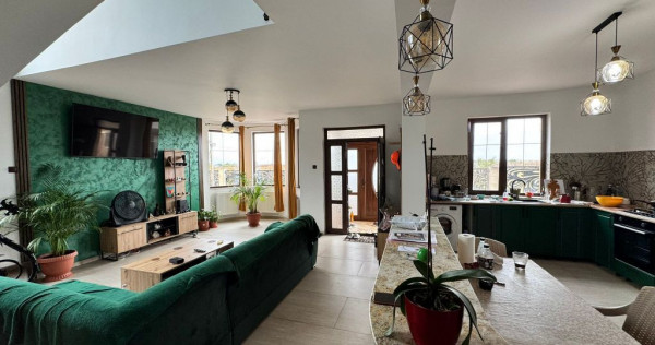 Vanzare casa p+1 zona km 5