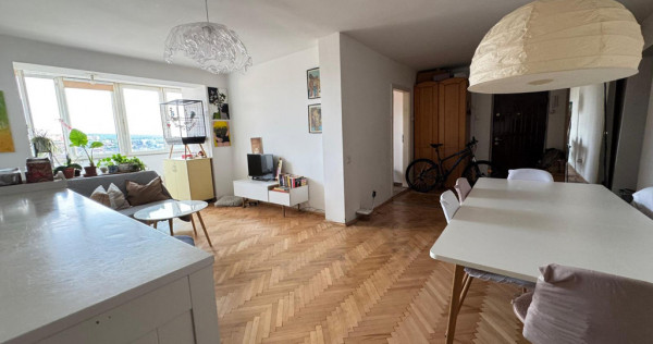Apartament 4 camere zona centrala - vedere panoramica