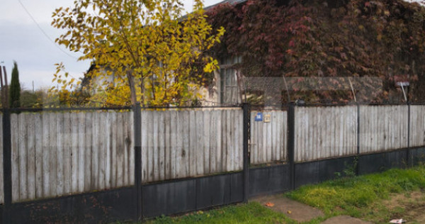 Ofertă de vânzare – casă bătrânească în cioranii de