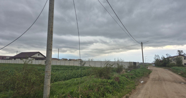 Teren balotesti,550 mp,langa casa locuita,electricitate ,gaz