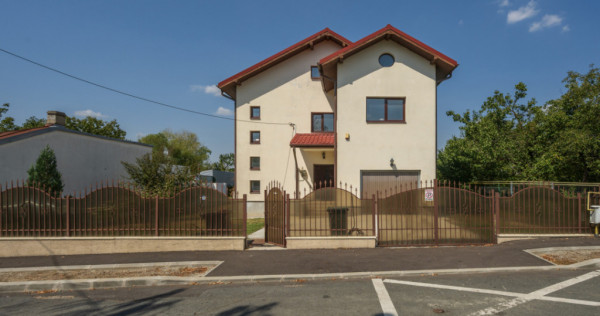 O proprietate imobiliară deosebită, casă și mult teren!