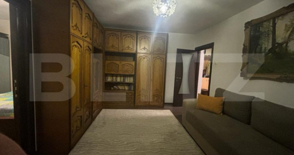 Apartament 4 camere, 85 mp, decomandat, zona centrala
