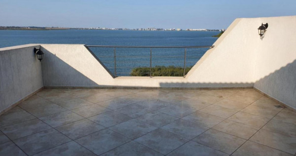 Vila p+2e+m cu vedere frontala la lacul siutghiol si insula