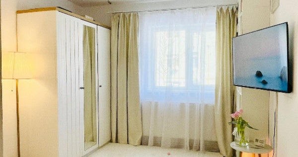 Garsoniera cocheta brasov-zona noua (direct proprietar)