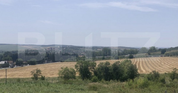 Teren extravilan, parcelat.