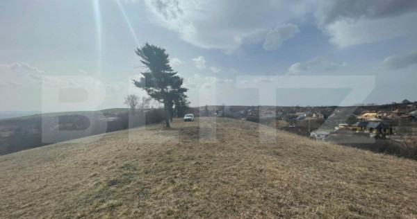 Teren intravilan de vânzare, 2400 mp, zona aiton