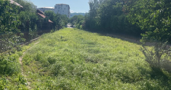 Teren intravilan strada ostroveni nr. 10, 1561mp