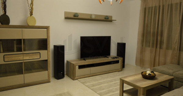 Vila moderna de inchiriat i cartier felicity