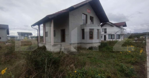 Casa 140 mp pe 2 nivele,4 camere,oras beclean