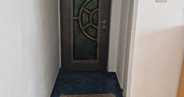 Vând apartament cu 2 camere