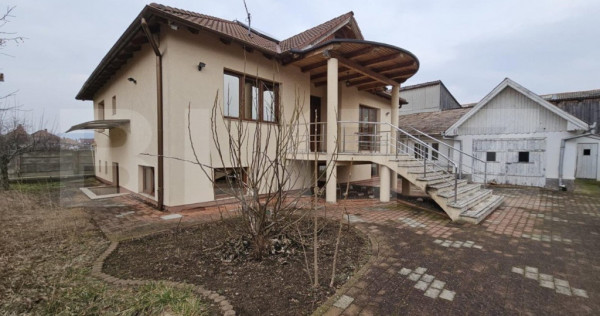 Casa individuala d+p cu 6 camere, 260mp, 3 bai, teren 921 mp