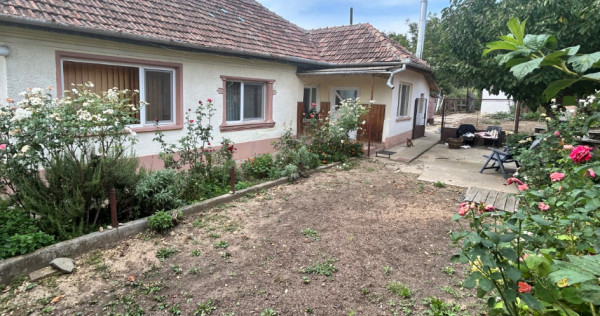 Vand sau schimb casa in petreu jud bihor