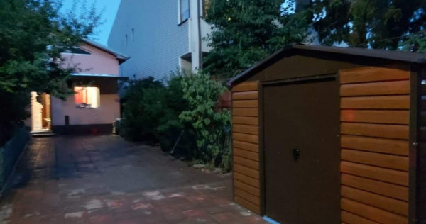Vând casă oras pantelimon