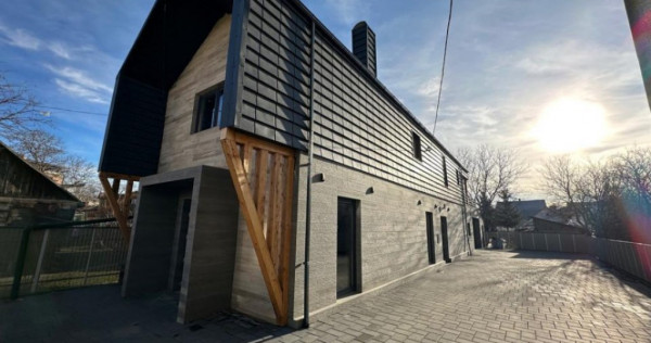 Casa 6 camere (spatiu comercial), zona centrala, 235mp, rada