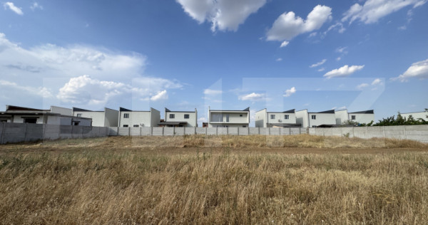 Parcelă teren 735 mp, front 39 m, utilități, zona selgros