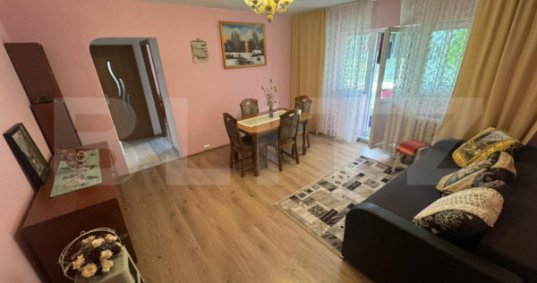 Apartament 3 camere - 65 mp - etaj 2/4 - zona decebal