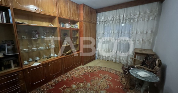 Apartament 2 camere + 2 balcoane zona castanului 48 mp + 8 m