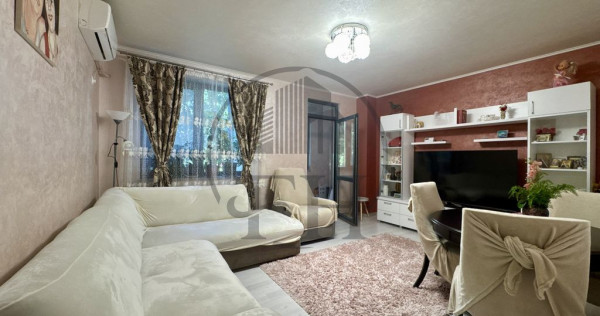 Apartament 3 camere de vanzare constanta, zona compozitori