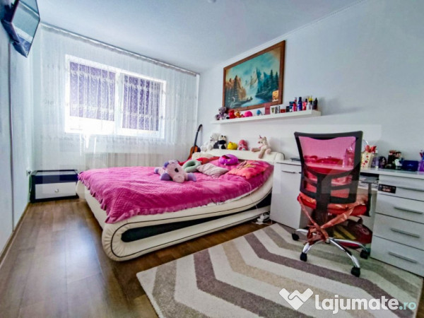 Apartament 2 dormitoare, 56mp, 2 parcari, balcon inchis, zon