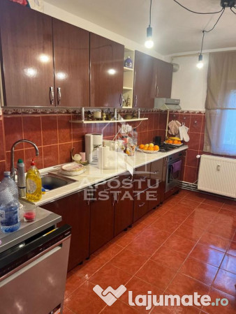 Apartament, 3 camere, centrala proprie, zona Mircea cel B...