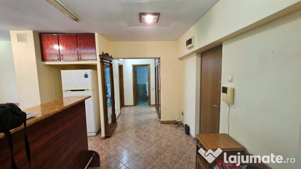 Apartament 3 camere INDEPENDENTEI FUNDATIE