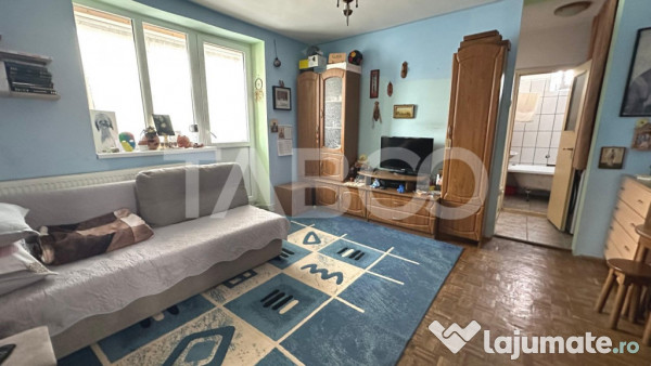 Apartament 36 mpu cu balcon zona Mihai Viteazul Sibiu