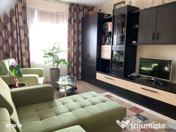 Apartament cu 3 camere de vânzare în Tiglina 2