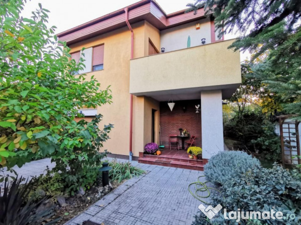 Casă spațioasă și elegantă în dămăroaia- jiului- ...