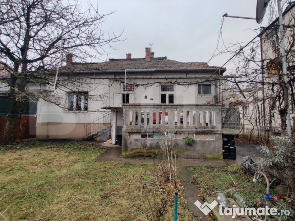 Casa 3 camere, 150 mp, teren 660 mp, zona andrei muresanu