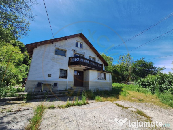 Casa valea ursului pentru azil de batrani, sau after school