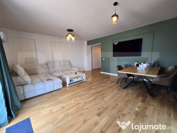 Penthouse decomandat, 3 camere, 163mp, zona centru