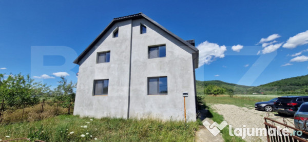 Casa cu mansarda, 220 mp, in zona colldau, 3 km de beclean