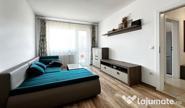 Curte proprie cu acces direct din apartament