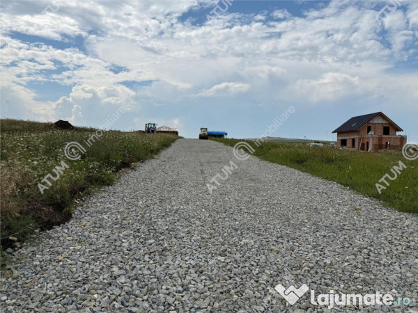 Teren intravilan de 500 mp cu puz si utilitati in sura mica