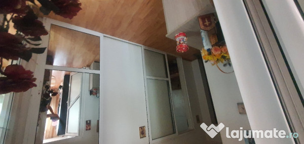 Apartament cu 2cameee