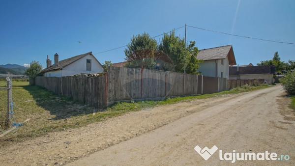 Casă / vilă cu 2 camere de vânzare în zona vest