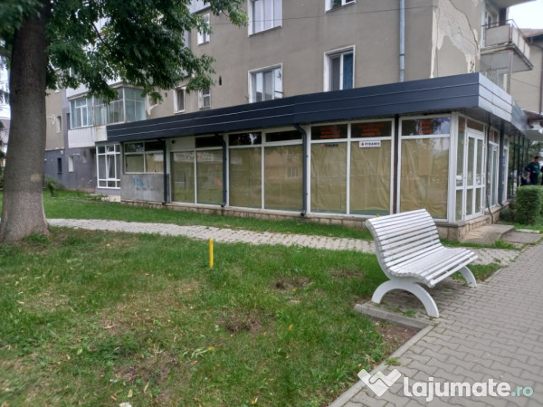 Spațiu comercial de închiriat.