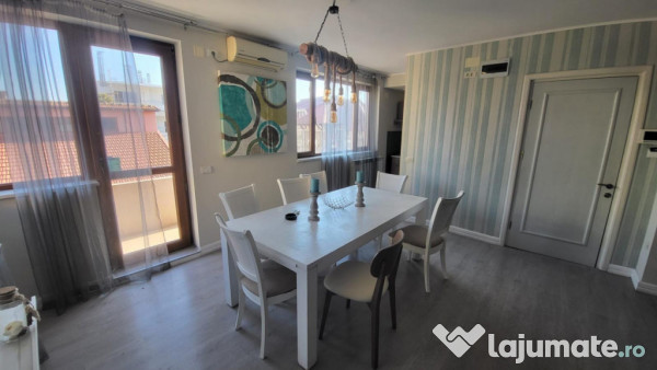 APARTAMENT situat in zona PIATA OVIDIU