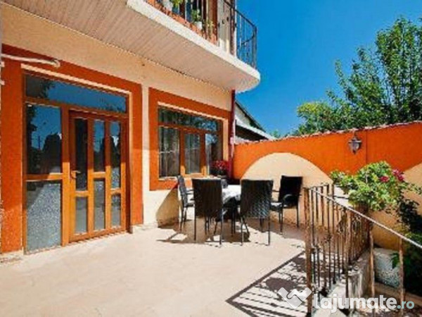 Casa p+1e si teren 370 mp, singur in curte - piata centrala